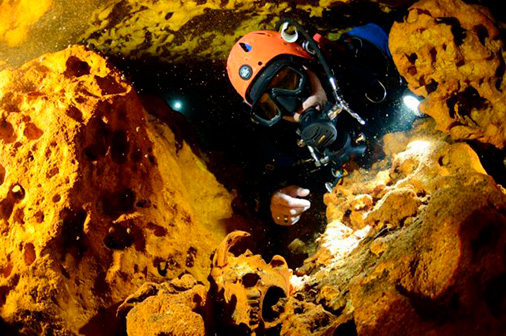 cueva submarina- más grande del mundo- modofun