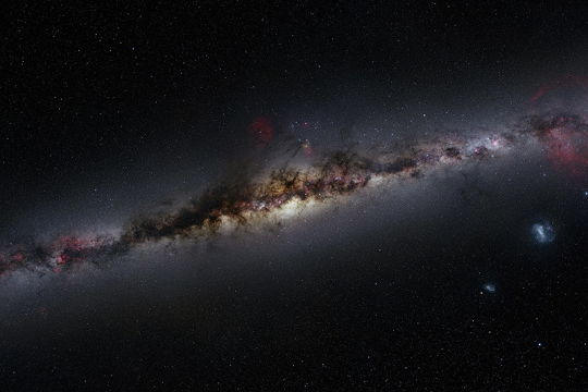 ¿Sabías que la Vía Láctea ha crecido al fusionarse con otras galaxias a través del tiempo