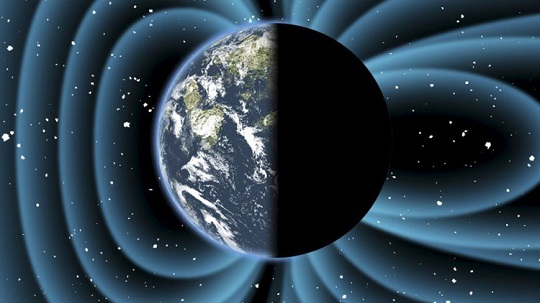 ¿Sabías que la tierra tiene un segundo campo magnético, creado por los océanos
