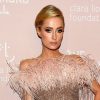 Paris Hilton aún no le devuelve el anillo de compromiso a su ex