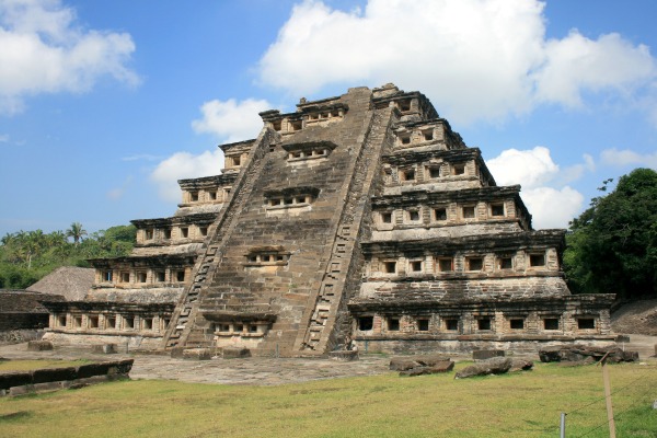 ¿Sabías que la pirámide más grande del mundo está en México?