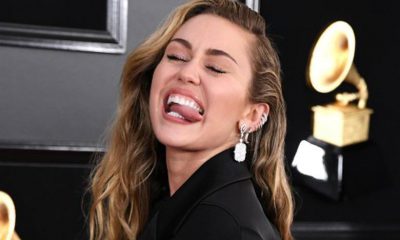 Miley Cyrus y sus muecas en los Grammy Awards 2019