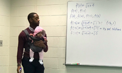 ¿Sabías que un profesor consoló a un bebé en clases?