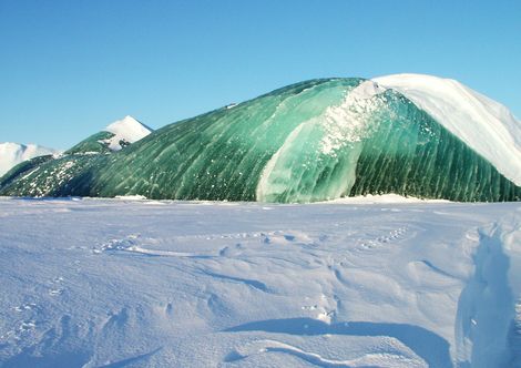 ¿Sabías que hay icebergs verdes en la Antártida?