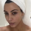 Kim Kardashian viste sensual conjunto ¡de toalla!