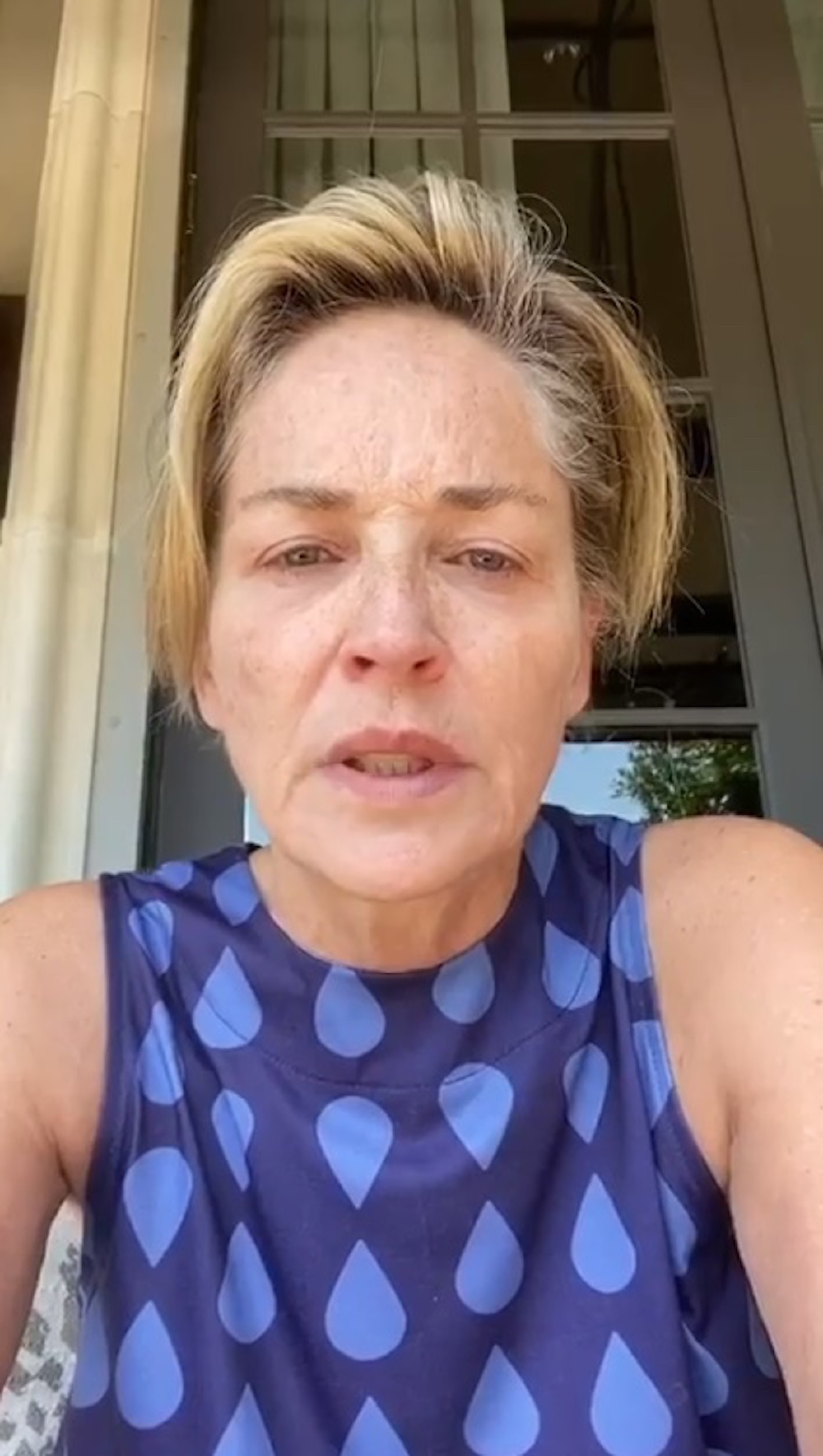 Sharon Stone lamenta la pérdida de familiares por Covid-19